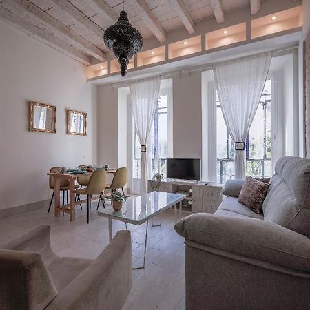 Julio Cesar Gran Apartamento De Lujo En El Centro De Sevilla Exterior photo